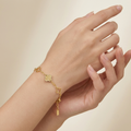 Gliederaemband mit Kleeblattanhänger