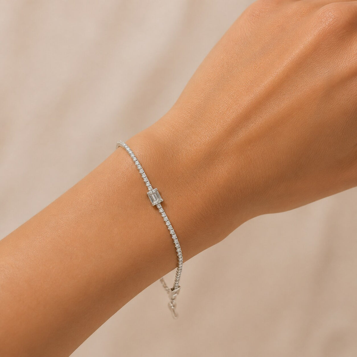 Tennisarmband Silber mit Zirkonia-Riegel